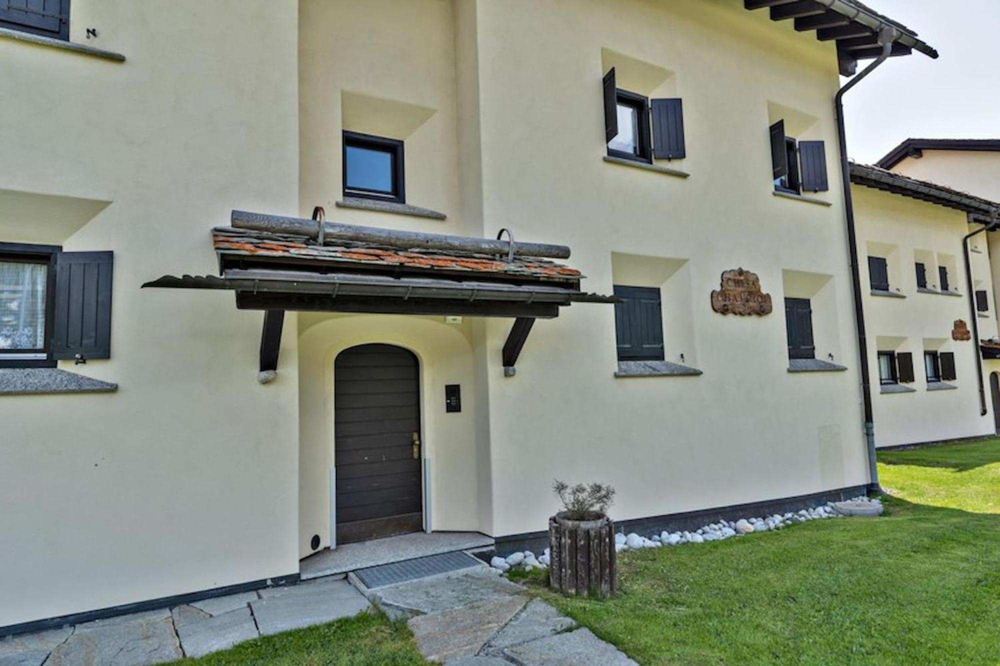 Chesa Chavriol 2 - Celerina Apartment Celerina/Schlarigna Luaran gambar