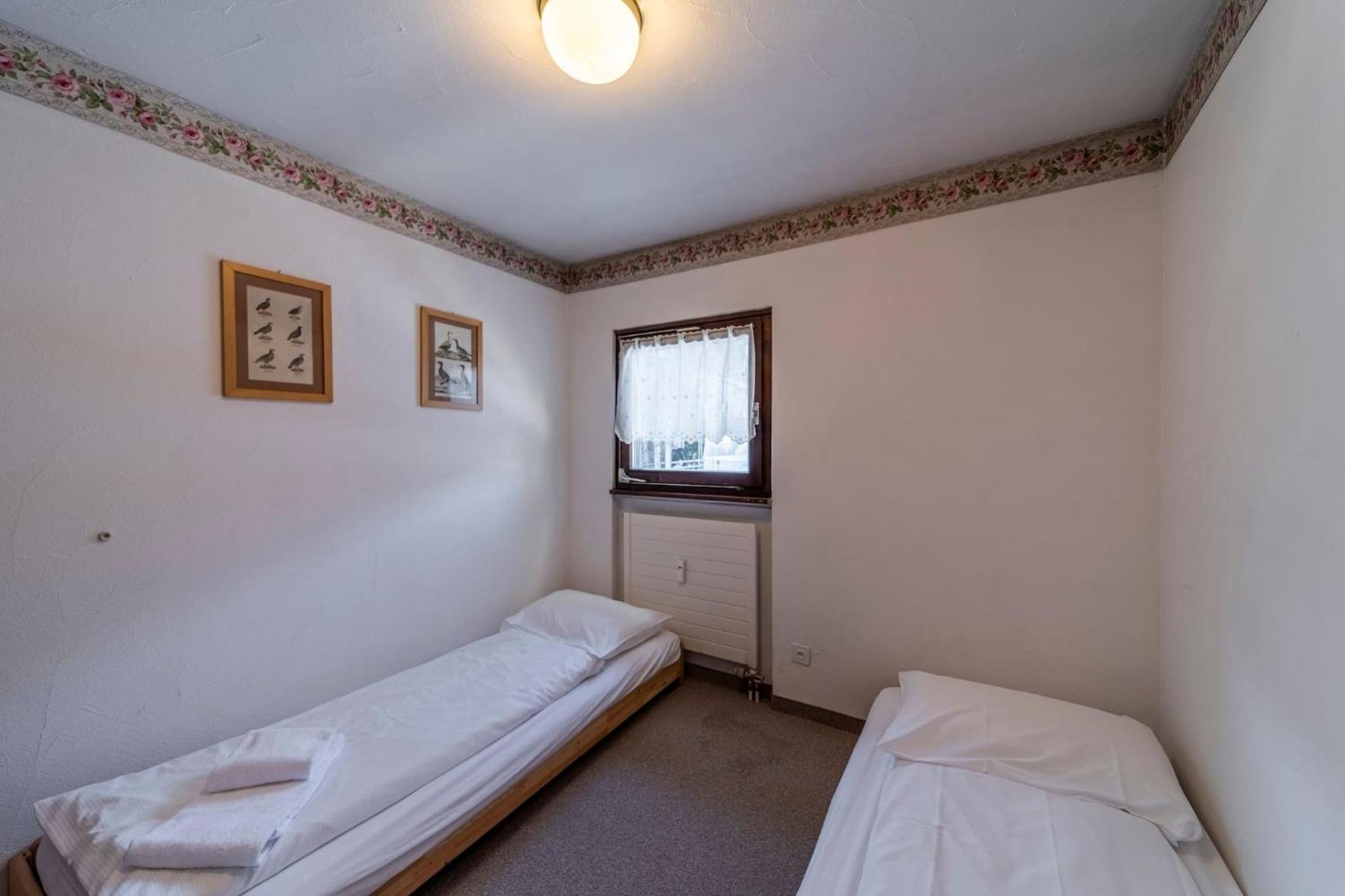 Chesa Chavriol 2 - Celerina Apartment Celerina/Schlarigna Luaran gambar