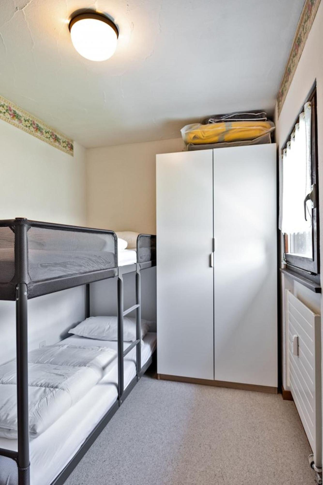 Chesa Chavriol 2 - Celerina Apartment Celerina/Schlarigna Luaran gambar